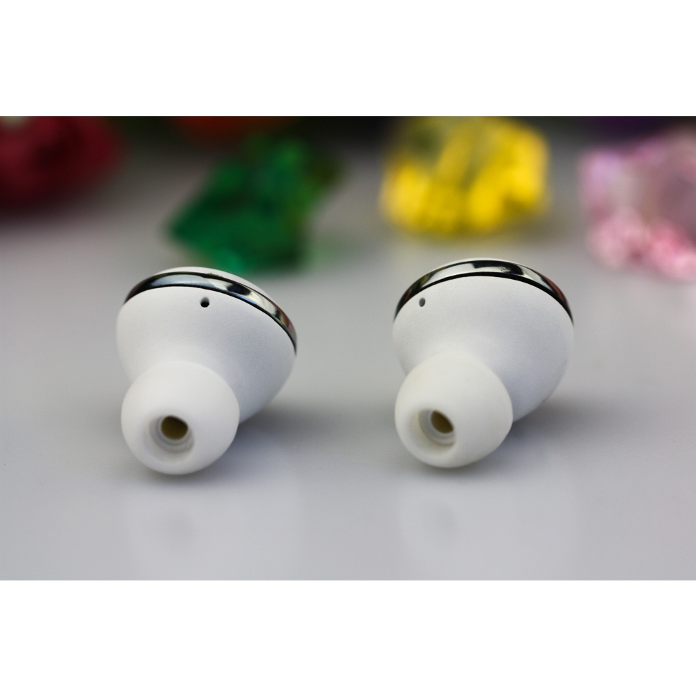 2218 TWS Earphone